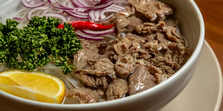 Vietnamské Bún bò Nam Bộ, Phở bò nebo Bún bò Huế pro 1 či 2 osoby