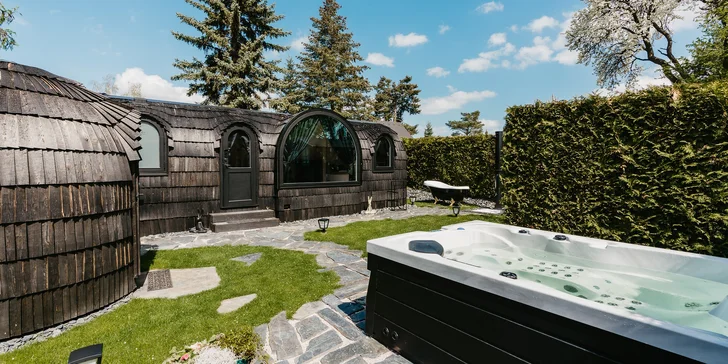 Designové iglú u Plumlovské přehrady: privátní vířivka, sauna a masážní křeslo