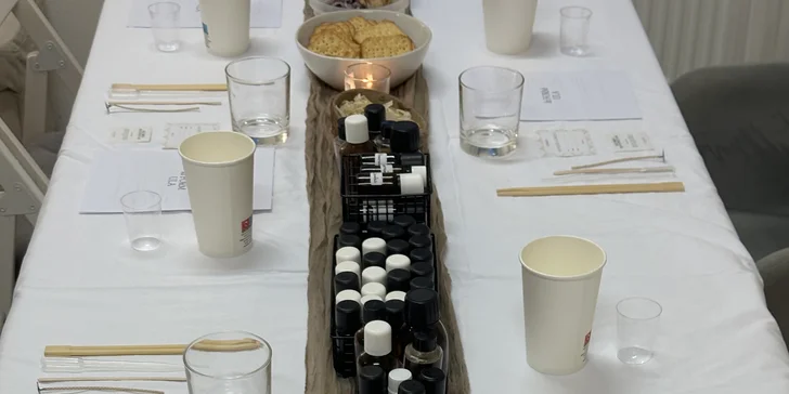 Vyrobte si vlastní vonnou svíčku: kreativní workshop pro 1 i 2 osoby
