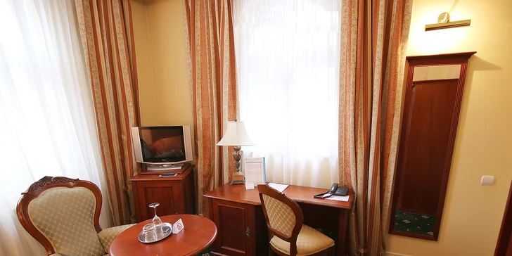 4* relaxace v Karlových Varech s polopenzí, wellness a procedurami