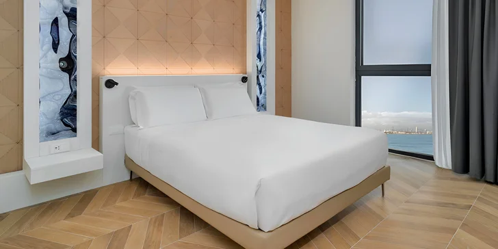 Dovolená v moderním hotelu v Benátkách kousek od starého centra se snídaní