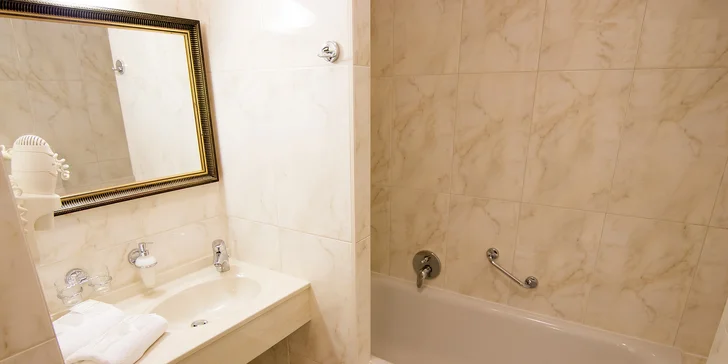 4* relaxace v Karlových Varech s polopenzí, wellness a procedurami