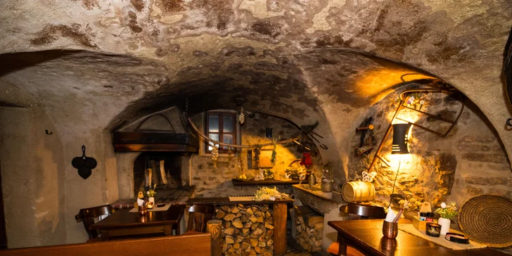 Pobyt v historickém penzionu v srdci Českého Krumlova: snídaně a 10% sleva do restaurace