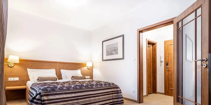 Stylový golfový hotel v Mariánských Lázních se snídaní a saunou