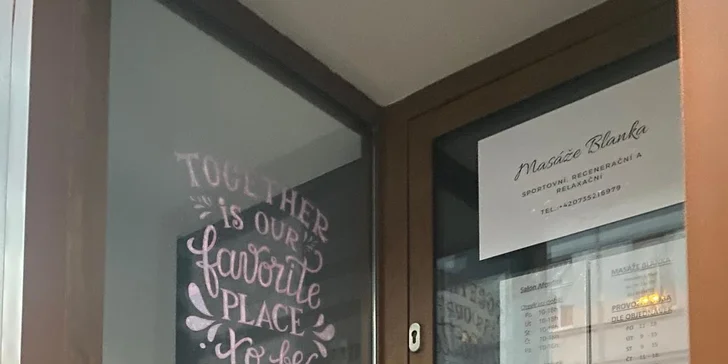Maderoterapie těla či obličeje včetně zábalu nebo relaxační masáže hlavy