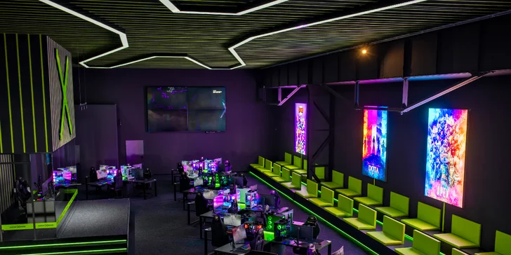 Užijte si 3, 5 nebo 7 hodin hraní či narozeninovou oslavu v gaming aréně, vč. pizzy a nápoje