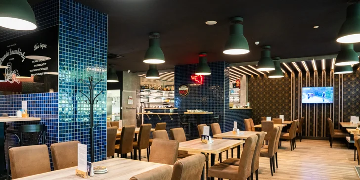 Menu s krevetovým salátem, dezertem a proseccem pro 2 osoby v restauraci La Corrida
