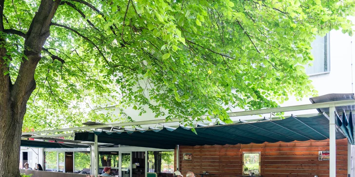 Degustace tataráků v restauraci La Corrida: hovězí, ze sušených rajčat i romadurový