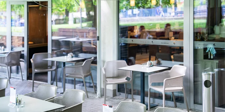 Degustace tataráků v restauraci La Corrida: hovězí, ze sušených rajčat i romadurový