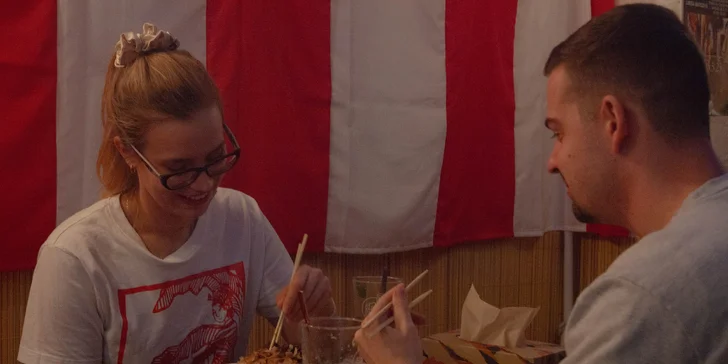 Autentické japonské menu v tradiční hospodě: rybí vývar, okonomiyaki i nápoj