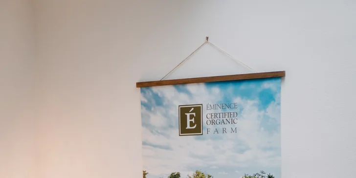 Laminace obočí nebo lash lifting vč. výživy a barvení v moderním salonu