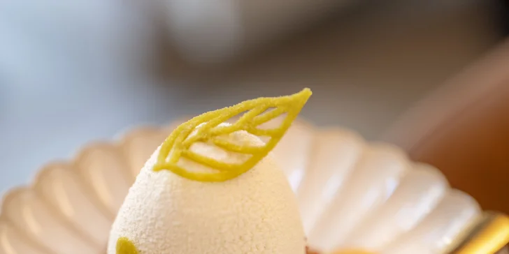 Dort a káva nebo čaj v centru Prahy: red velvet, panna cotta i kinder dort