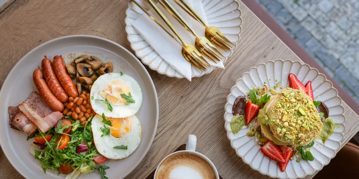 Bohatá snídaně dle výběru vč. nápoje i VIP brunch vč. prosecca