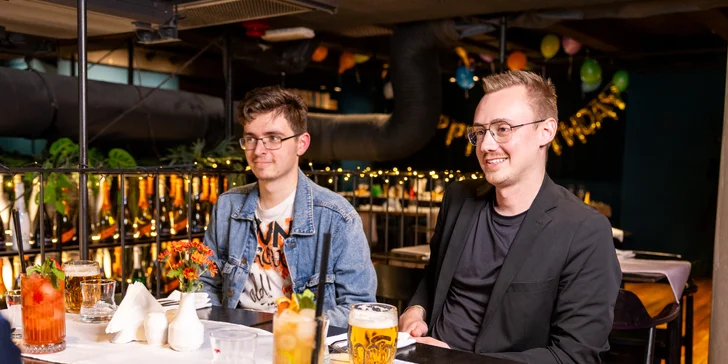 Oběd v restauraci Talíř: kulajda či vývar, svíčková nebo tarhoňové rizoto a pití