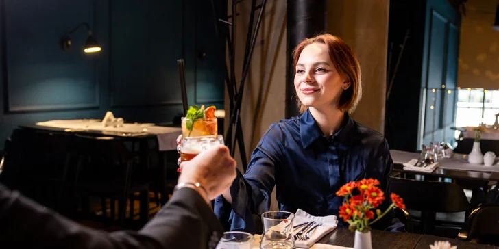 Oběd v restauraci Talíř: kulajda či vývar, svíčková nebo tarhoňové rizoto a pití