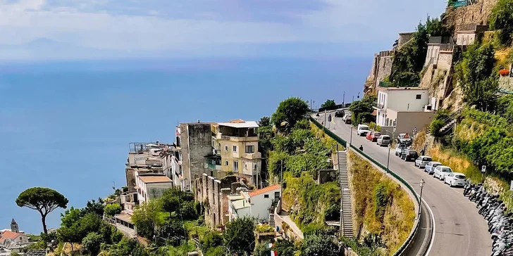 Pobyt na pobřeží Amalfi ve městečku Ravello: 4* hotel se snídaní a bazénem, 1,5 km od moře