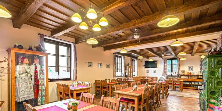 Relax uprostřed Lednicko-valtického areálu s polopenzí, neomezeným bazénem i degustací