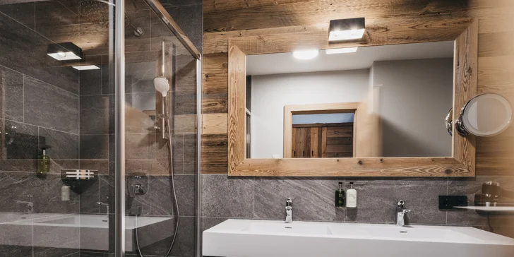 Pobyt v rakouských Alpách: polopenze, neomezený wellness i karta výhod