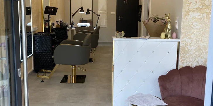 Dámský střih pro všechny délky vlasů vč. stylingu i s maskou pro hloubkovou rekonstrukci vlasů