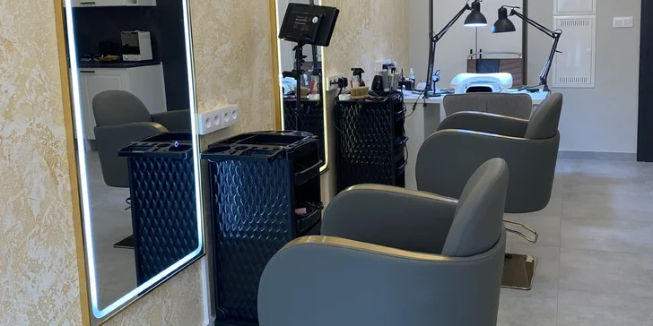 Dámský střih pro všechny délky vlasů vč. stylingu i s maskou pro hloubkovou rekonstrukci vlasů