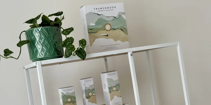 Relax od hlavy po paty: terapeutická masáž a liftingová masáž obličeje v salonu u Václavského nám.