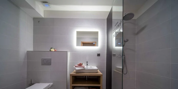 Pobyt v Peci pod Sněžkou: designový 4* hotel se snídaní a lahví vína