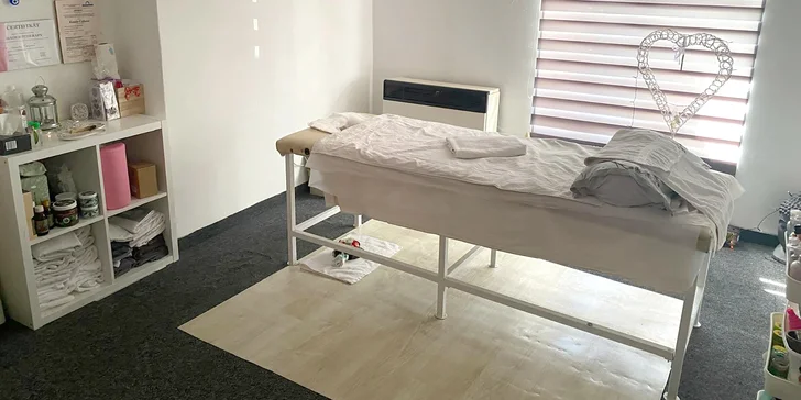 Čokoládový či anticelulitidní balíček: jemná nebo dynamická masáž i zábal