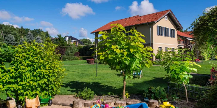 Rodinný pobyt na Baltu v Kolobřehu: apartmány vč. sauny a bazénu, dětské hřiště i společná zahrada, 700 m od pláže