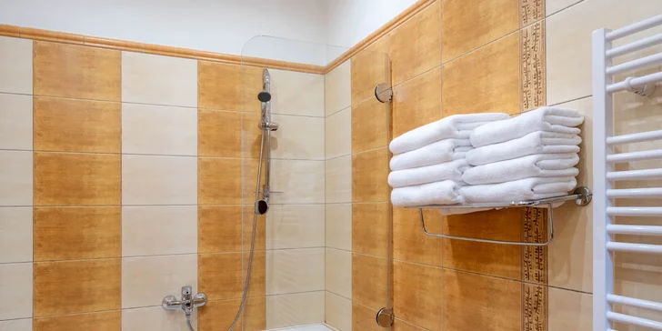 Příjemný hotel v centru Jeseníku se snídaní či polopenzí i saunou