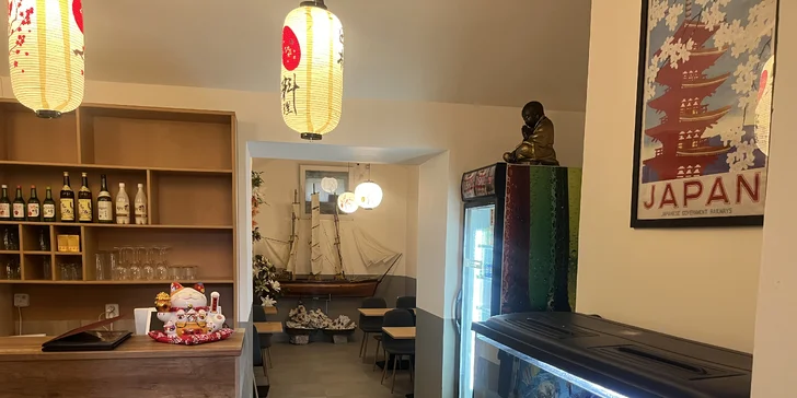 Pestré sushi sety ve Vršovicích: 12 nebo až 71 kousků i s polévkou a salátem wakame