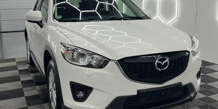 Čištění exteriéru vozu s roční keramickou ochranou pro osobní vozy, SUV i MPV