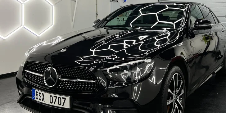 Čištění exteriéru vozu s roční keramickou ochranou pro osobní vozy, SUV i MPV