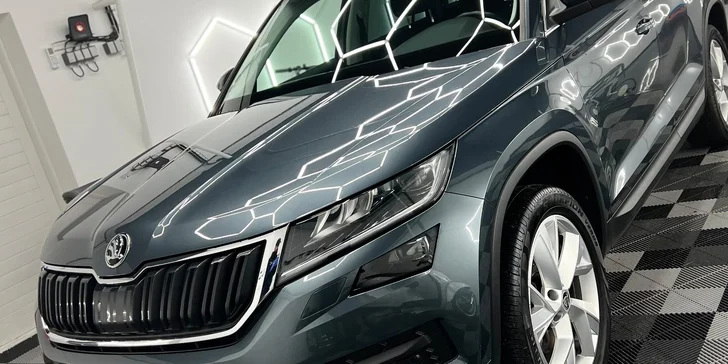 Čištění exteriéru vozu s roční keramickou ochranou pro osobní vozy, SUV i MPV
