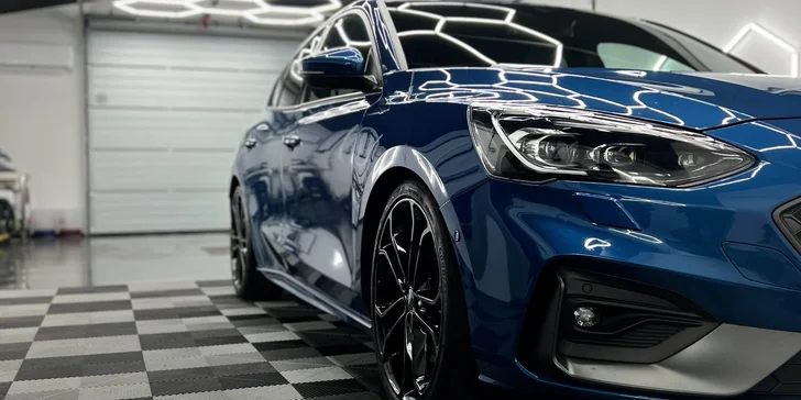 Čištění exteriéru vozu s roční keramickou ochranou pro osobní vozy, SUV i MPV