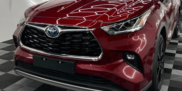 Čištění exteriéru vozu s roční keramickou ochranou pro osobní vozy, SUV i MPV