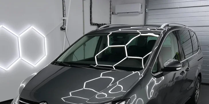 Čištění exteriéru vozu s roční keramickou ochranou pro osobní vozy, SUV i MPV