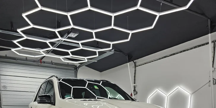 Čištění exteriéru vozu s roční keramickou ochranou pro osobní vozy, SUV i MPV
