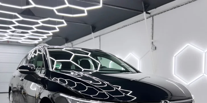 Čištění exteriéru vozu s roční keramickou ochranou pro osobní vozy, SUV i MPV