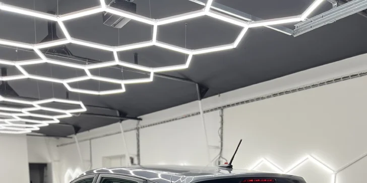 Čištění exteriéru vozu s roční keramickou ochranou pro osobní vozy, SUV i MPV