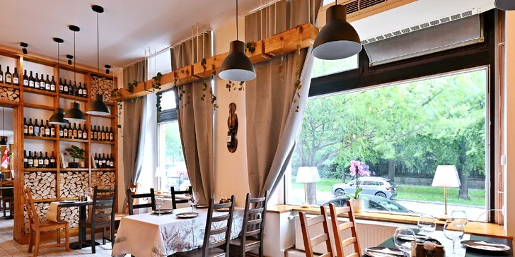 Gruzie na talíři: pětichodové degustační menu pro 2 osoby v nově otevřeném podniku