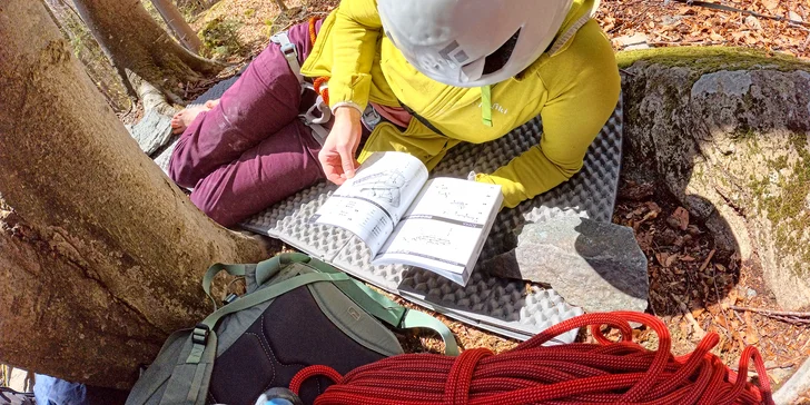 Dvoudenní lezení na skále v Jeseníkách pro začátečníky i mírně pokročilé