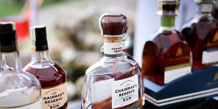 Rumové léto: vstup na festival prémiového alkoholu a jídla
