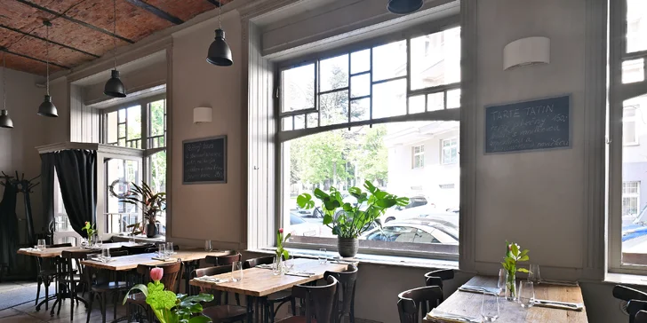 Italské degustační menu se steakem z tuňáka či telete i s lahví vína pro 2 osoby