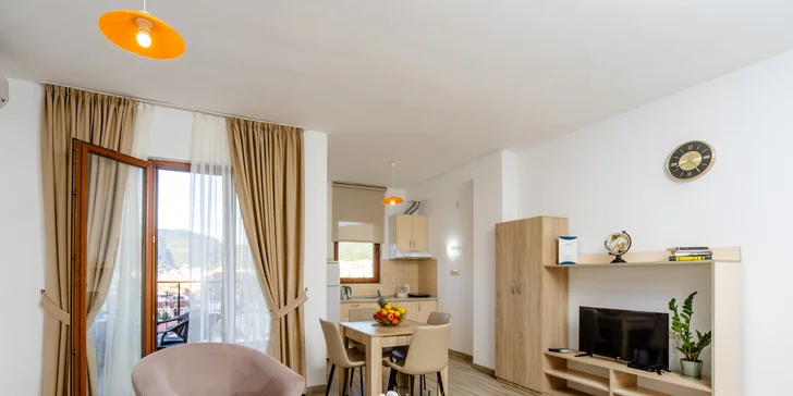Dovolená v Černé Hoře: prostorné apartmány s výhledem na moře, výlety do muzea i aquaparku
