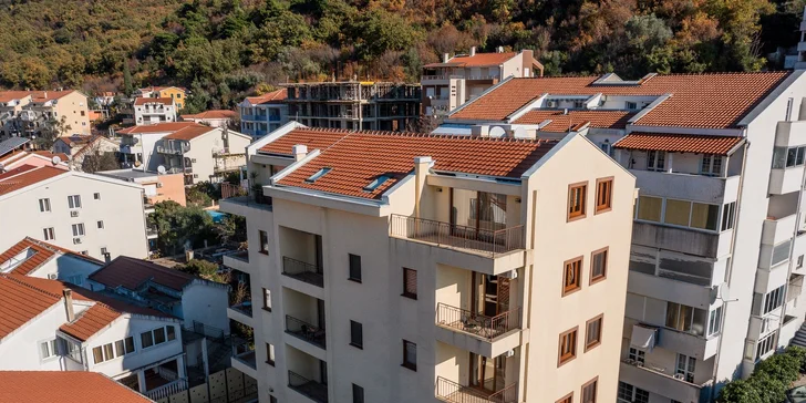 Dovolená v Černé Hoře: prostorné apartmány s výhledem na moře, výlety do muzea i aquaparku