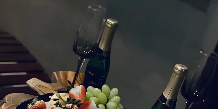 Až 150 min. privátního wellness s nápoji i mísou ovoce pro 2 osoby