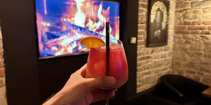 Drinky, hry i vodnice: voucher na 500–1 500 Kč do baru v centru Prahy
