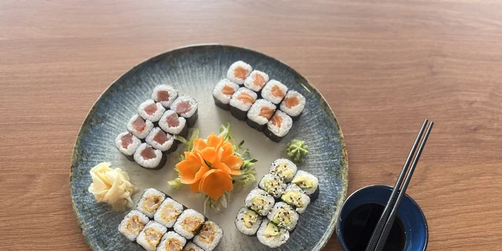 Sushi sety v restauraci YOMY sushi: maki i nigiri s lososem, tuňákem či krevetami, 24–62 ks