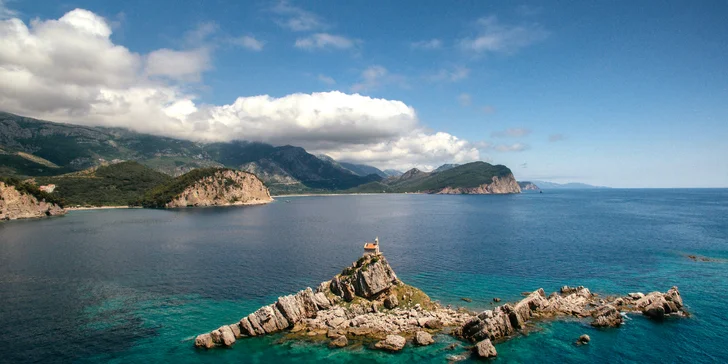 Krásné apartmány v Petrovaci, 200 metrů od pláže a střešní terasa s výhledem