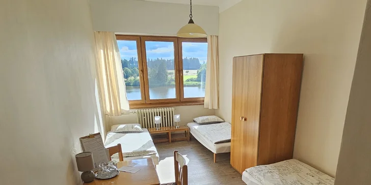 Relaxační pobyt v hotelu v jižních Čechách: vegetariánská strava, křišťálová či vibrační terapie i kreativní tvoření